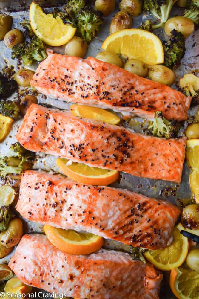 Sticky Maple Salmon | seasonalcravinging.com