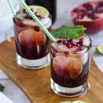 Easy Pomegranate Mojito