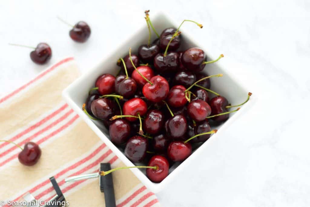 Arugula Salad with Cherries and Feta