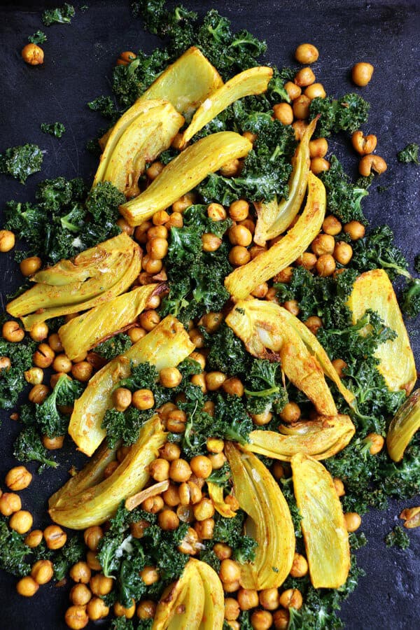 turmeric-fennel-chickpeas-kale