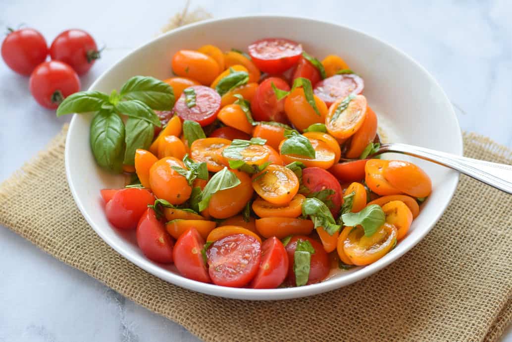 yellow and red tomato salad