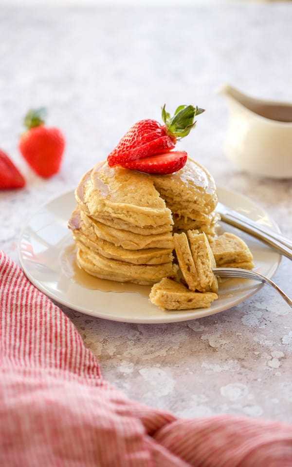 bob's red mill gluten free pancakes with berries