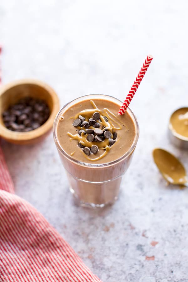 keto chocolate avocado smoothie