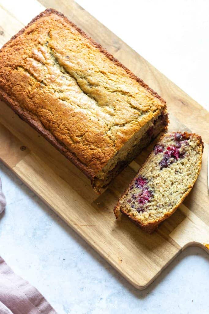 gluten free blackberry banana bread sliced