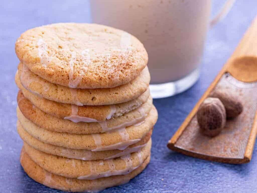 A stack of eggnog cookies. 